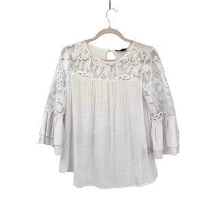 NWOT Unique Spectrum White Lace‎ Sleeve Peasant Top Small